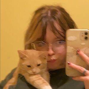 Meet your Posher, Victoria